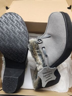 Skechers Gray Suede Faux Fur Slip-On Clog - Brand New In Box